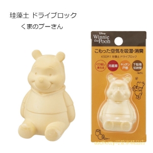 asdfkitty*小熊維尼 全身造型 珪藻土/硅藻土吸濕消臭擺飾-冰箱.櫥櫃.鞋櫃都可放-日本正版商品
