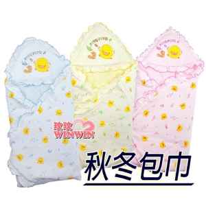 黃色小鴨 GT-81572 冬季包巾 (黃、粉、藍可選)柔軟保暖，猶如媽媽溫暖懷抱