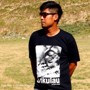 雙豬工作室/杜寒菘-原創潮Ｔ【雲豹Lrikulau(黑)-中性版L/XL/2L】