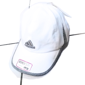 華美小舖-[主動開發票購物有保障]  ADIDAS 休閒帽(型號1176020，WOMEN&#39;S FIT)單一尺寸 經典LOGO帽款 立體刺繡標誌 帽帶可自行調節鬆緊 搭配CLIMALITE面料科技 透氣排汗效果佳 長時間配戴依然保持舒適 免運費 壹件價