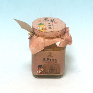 員山二湖鳳梨豆腐乳(小300g)