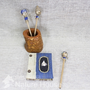 【自然屋精品】人偶造型鉛筆 天然 鉛筆 可愛 舒壓 治癒 草編 手工 特色造型 文具 pencil