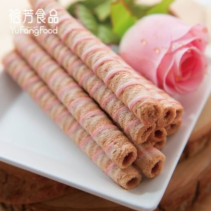 草莓捲心酥