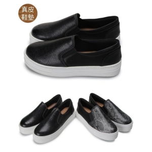【富發牌】1BE74 仿蛇紋內真皮厚底懶人鞋-黑灰/黑 _采靚鞋包精品_ 台灣製