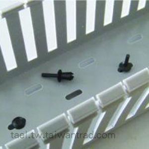 B1001 線槽專用鉚釘(R-M5)-每包100PCS(數量大,歡迎詢價)
